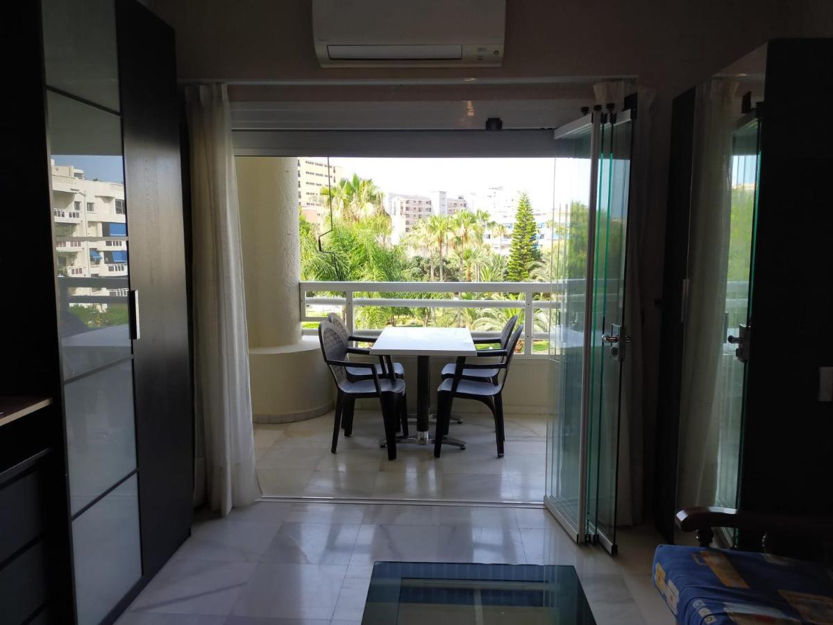 Costalago Beach Torremolinos Exterior photo